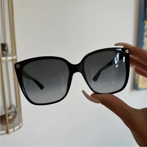 Gucci GG0022S Women’s Sunglasses- BRAND NEW NEVER WORN WITH CASE
